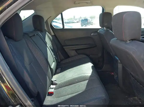 2GNALBEK8H1599657 2017 CHEVROLET EQUINOX - Image 8
