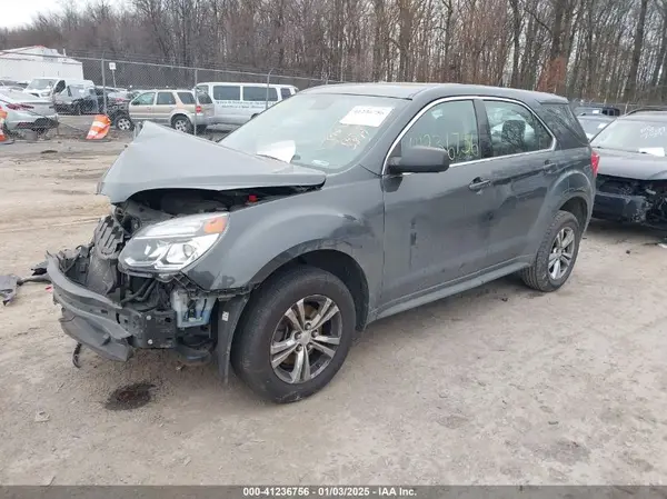 2GNALBEKXH1513877 2017 CHEVROLET EQUINOX - Image 2