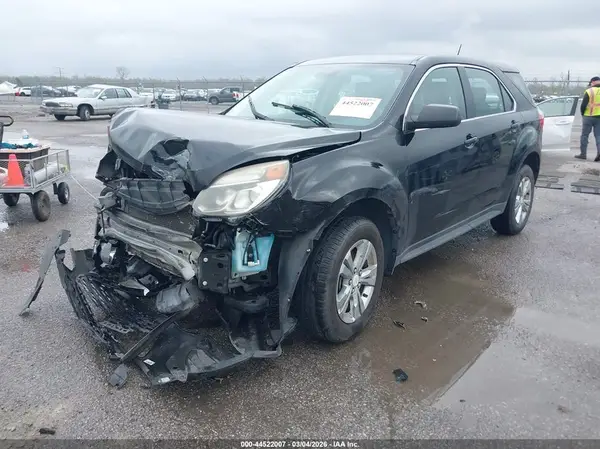 2GNALBEKXH1529853 2017 CHEVROLET EQUINOX - Image 2