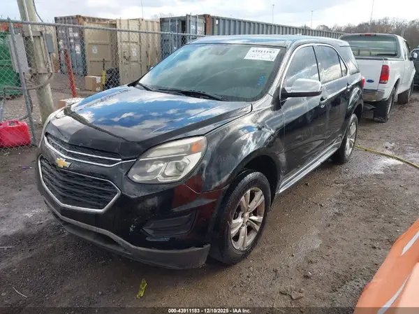 2GNALBEKXH1575814 2017 CHEVROLET EQUINOX - Image 2