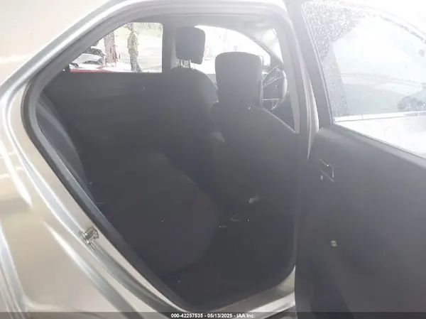 2GNALCEK0H1553245 2017 CHEVROLET EQUINOX - Image 8