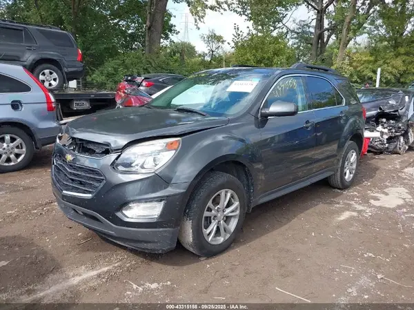 2GNALCEK0H1567128 2017 CHEVROLET EQUINOX - Image 2