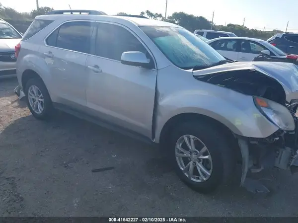 2GNALCEK0H1587055 2017 CHEVROLET EQUINOX - Image 1
