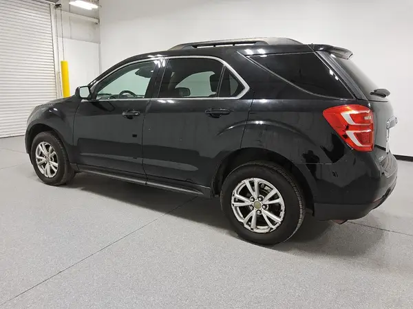 2GNALCEK0H1589050 2017 CHEVROLET EQUINOX - Image 2