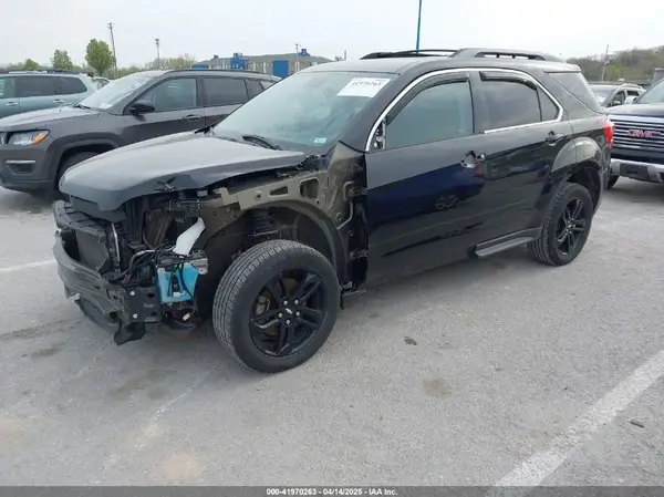 2GNALCEK0H6153592 2017 CHEVROLET EQUINOX - Image 2