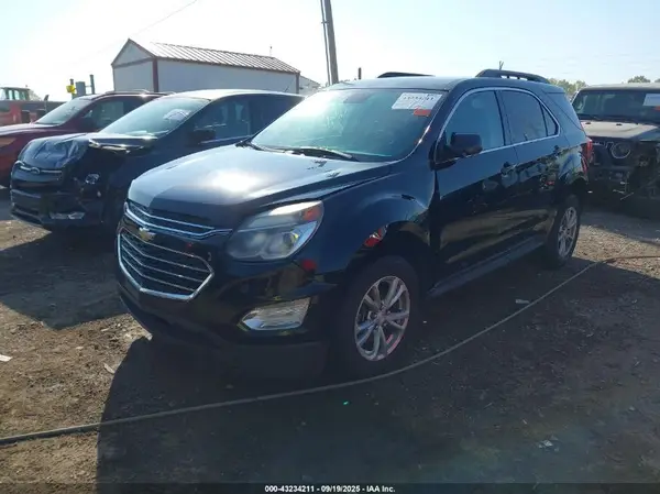 2GNALCEK0H6243485 2017 CHEVROLET EQUINOX - Image 2
