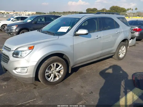 2GNALCEK0H6278740 2017 CHEVROLET EQUINOX - Image 2