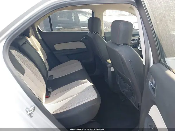 2GNALCEK0H6278740 2017 CHEVROLET EQUINOX - Image 8