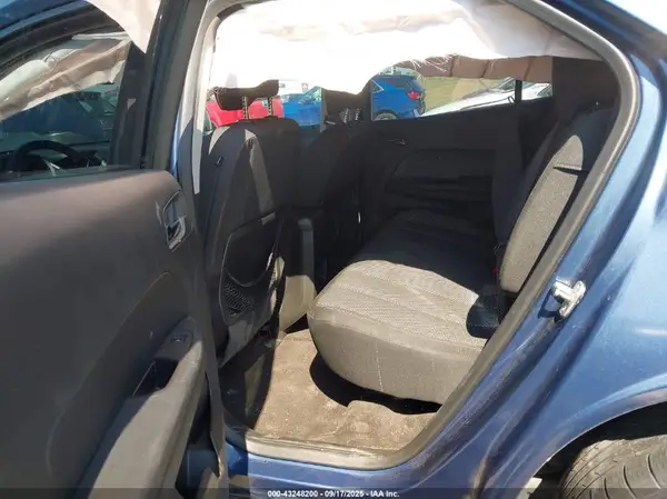 2GNALCEK1G6198667 2016 CHEVROLET EQUINOX - Image 8