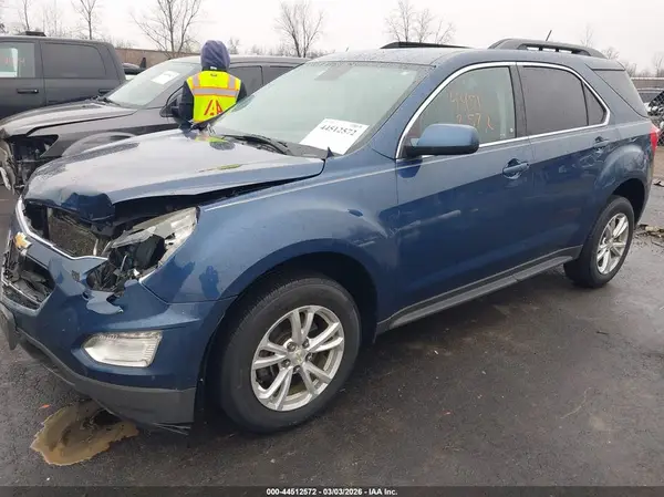 2GNALCEK1G6335770 2016 CHEVROLET EQUINOX - Image 2