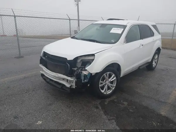 2GNALCEK1H1514180 2017 CHEVROLET EQUINOX - Image 2