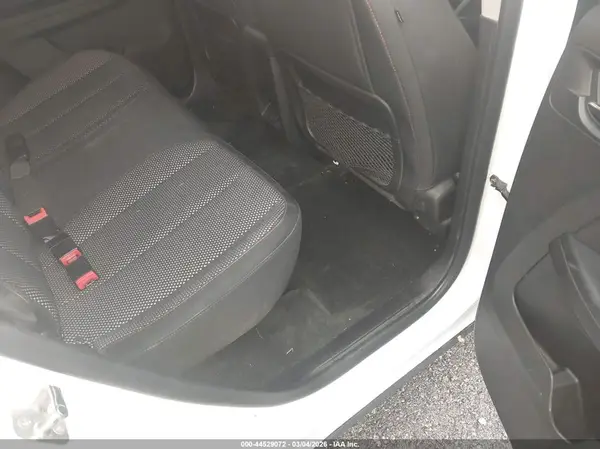 2GNALCEK1H1514180 2017 CHEVROLET EQUINOX - Image 8