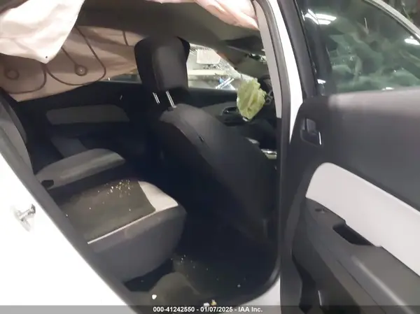 2GNALCEK1H1517483 2017 CHEVROLET EQUINOX - Image 8