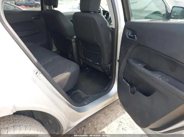 2GNALCEK1H1562326 2017 CHEVROLET EQUINOX - Image 8