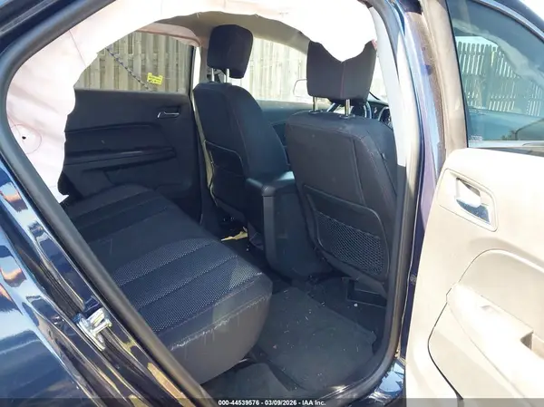 2GNALCEK1H1571379 2017 CHEVROLET EQUINOX - Image 8