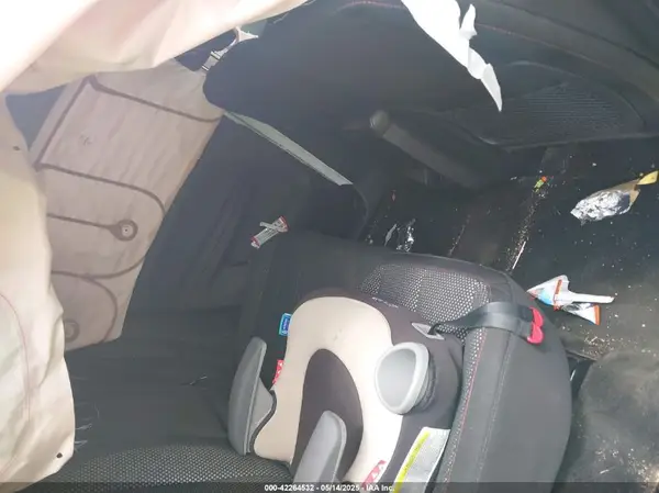 2GNALCEK1H1587856 2017 CHEVROLET EQUINOX - Image 8