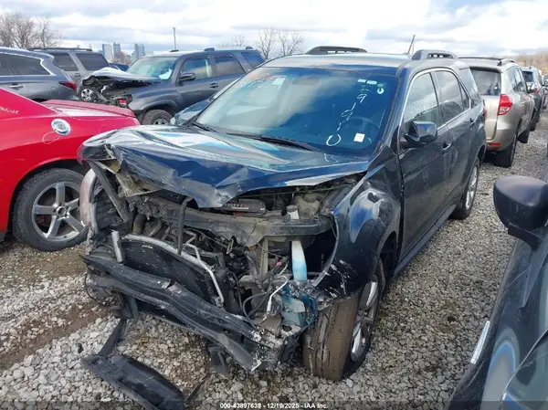 2GNALCEK1H1591910 2017 CHEVROLET EQUINOX - Image 2