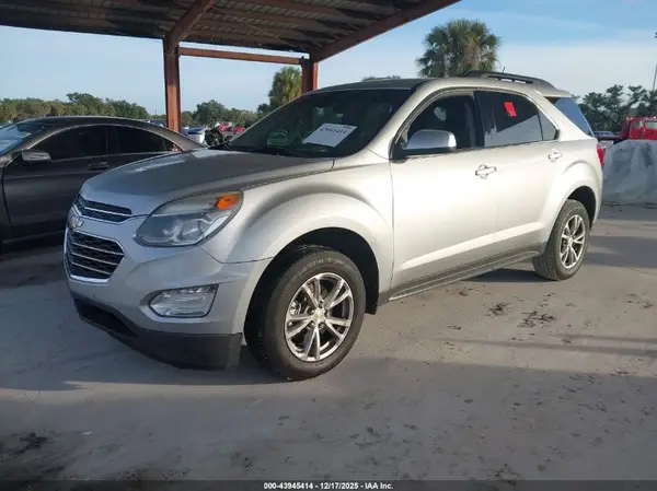 2GNALCEK1H1599683 2017 CHEVROLET EQUINOX - Image 2