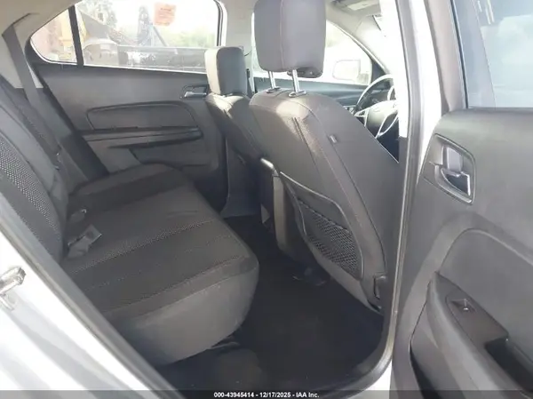 2GNALCEK1H1599683 2017 CHEVROLET EQUINOX - Image 8