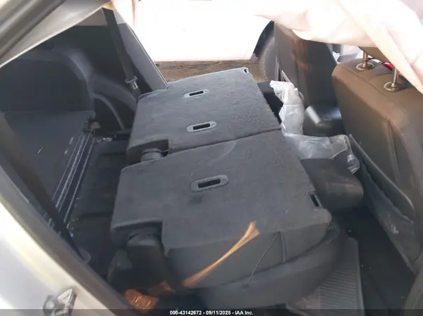 2GNALCEK1H1614201 2017 CHEVROLET EQUINOX - Image 8