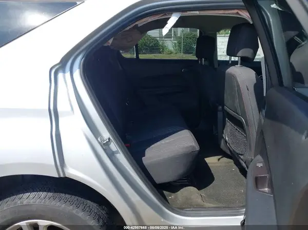 2GNALCEK1H1616143 2017 CHEVROLET EQUINOX - Image 8