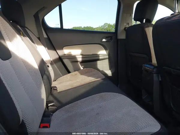 2GNALCEK1H6120813 2017 CHEVROLET EQUINOX - Image 8