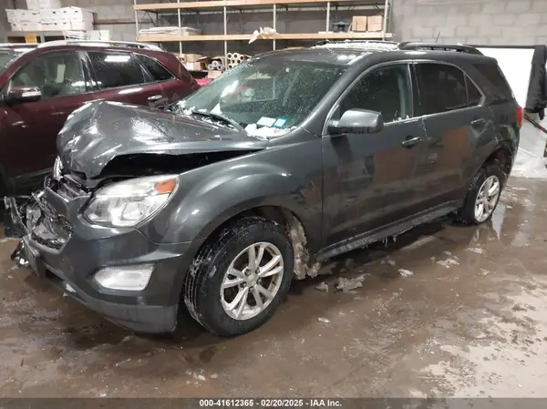 2GNALCEK1H6127289 2017 CHEVROLET EQUINOX - Image 2