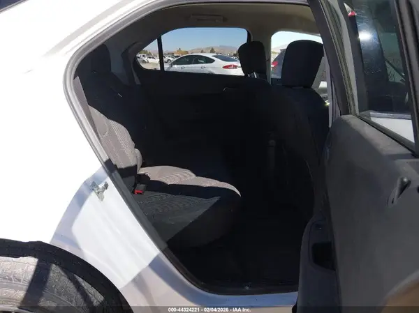 2GNALCEK1H6141855 2017 CHEVROLET EQUINOX - Image 8