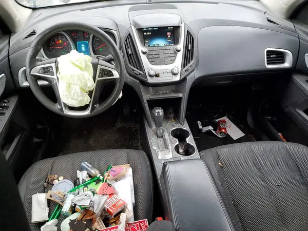 2GNALCEK1H6178260 2017 CHEVROLET EQUINOX - Image 8
