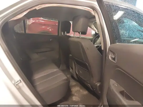 2GNALCEK1H6252129 2017 CHEVROLET EQUINOX - Image 8