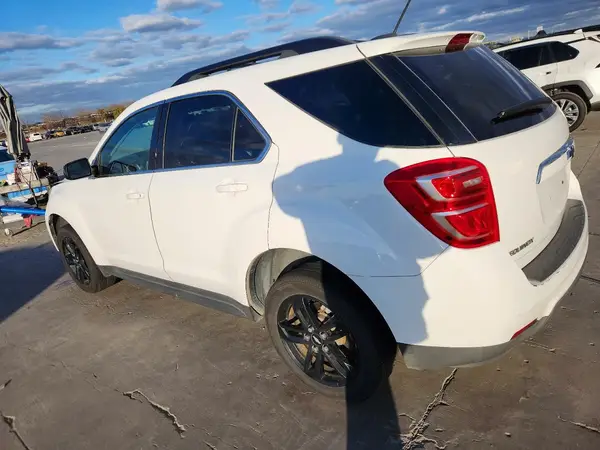 2GNALCEK1H6252650 2017 CHEVROLET EQUINOX - Image 2