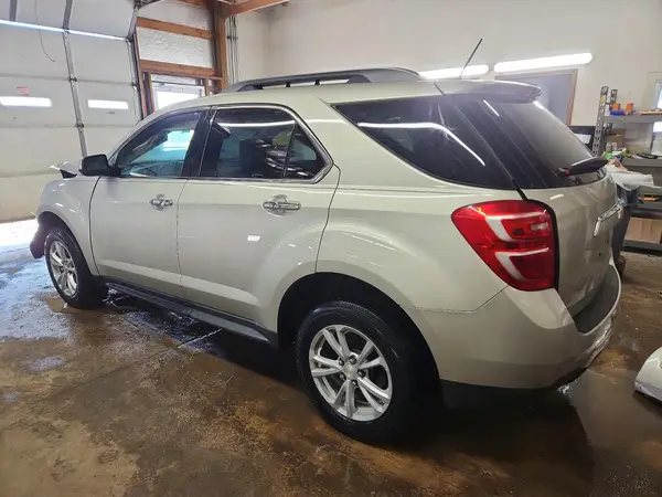 2GNALCEK2G1107905 2016 CHEVROLET EQUINOX - Image 2