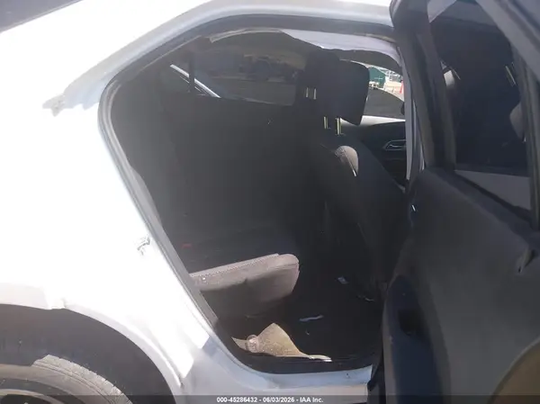 2GNALCEK2H1511384 2017 CHEVROLET EQUINOX - Image 8
