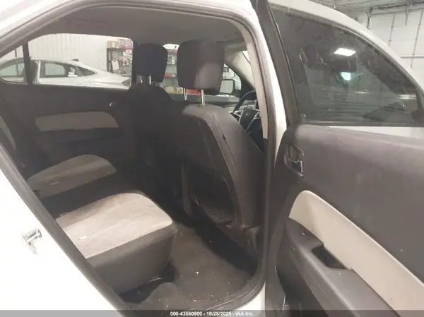 2GNALCEK2H1519579 2017 CHEVROLET EQUINOX - Image 8