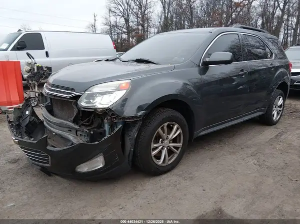 2GNALCEK2H1571634 2017 CHEVROLET EQUINOX - Image 2