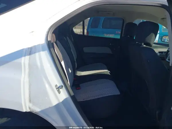 2GNALCEK2H1573299 2017 CHEVROLET EQUINOX - Image 8