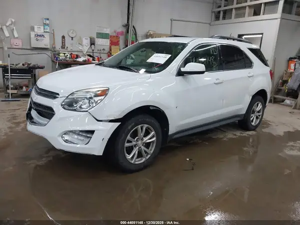 2GNALCEK2H1576316 2017 CHEVROLET EQUINOX - Image 2