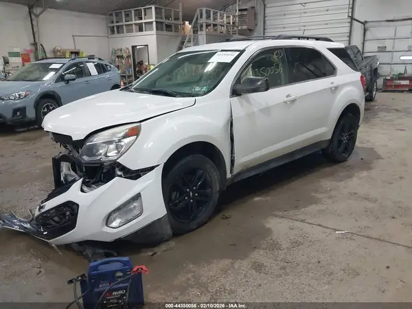 2GNALCEK2H1587106 2017 CHEVROLET EQUINOX - Image 2