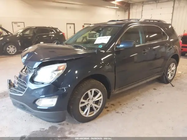 2GNALCEK2H1587526 2017 CHEVROLET EQUINOX - Image 2