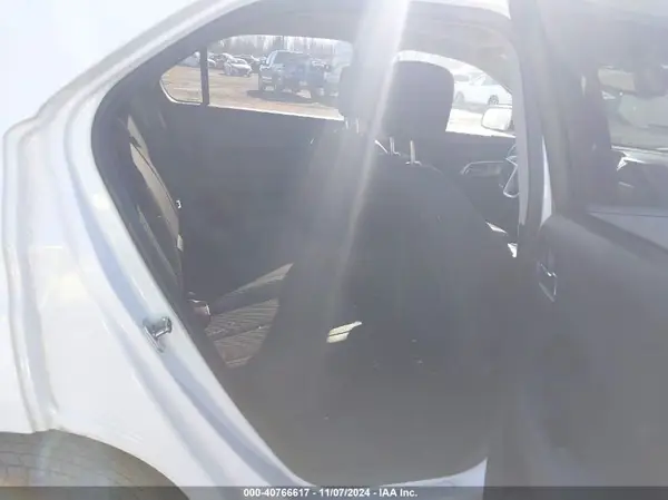 2GNALCEK2H1590846 2017 CHEVROLET EQUINOX - Image 8