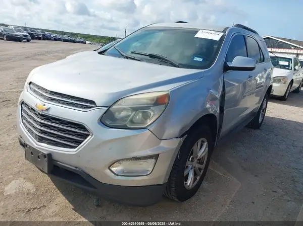 2GNALCEK2H6204476 2017 CHEVROLET EQUINOX - Image 2