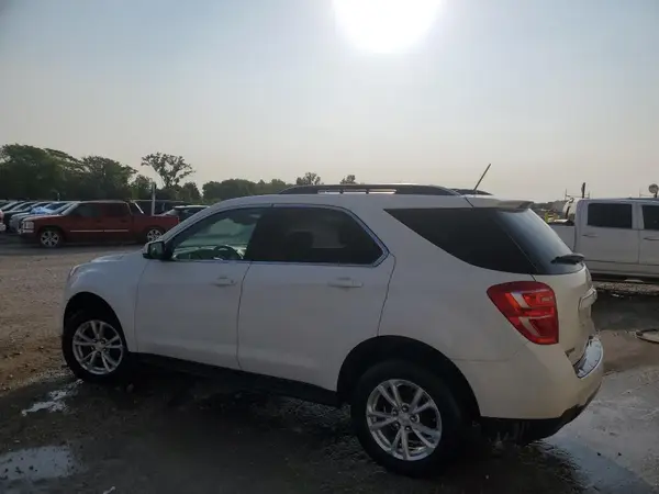 2GNALCEK3H1502855 2017 CHEVROLET EQUINOX - Image 2