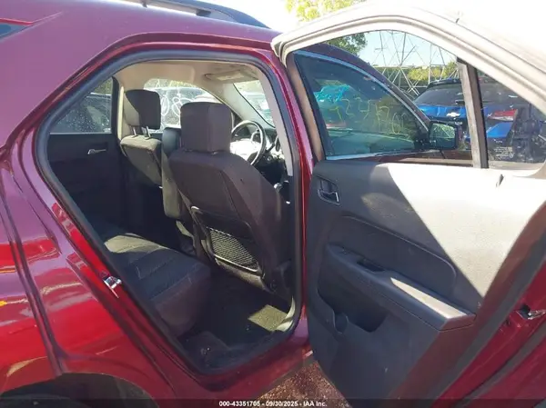 2GNALCEK3H1519476 2017 CHEVROLET EQUINOX - Image 8