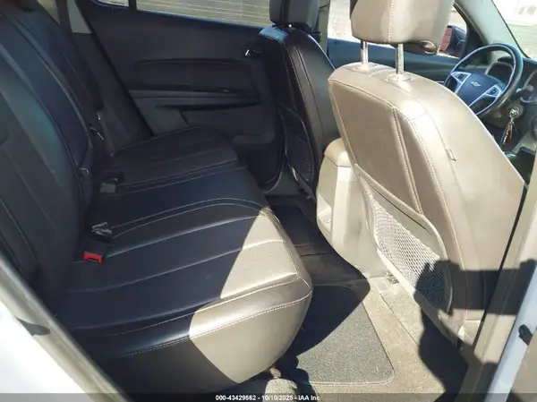 2GNALCEK3H1574252 2017 CHEVROLET EQUINOX - Image 8