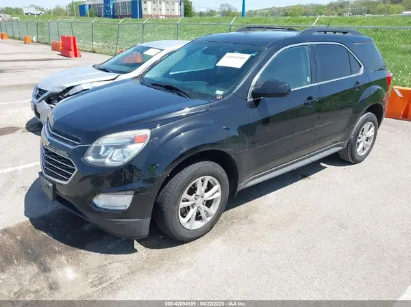 2GNALCEK3H1589527 2017 CHEVROLET EQUINOX - Image 2