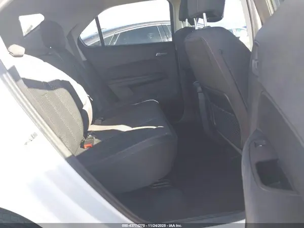 2GNALCEK3H1605225 2017 CHEVROLET EQUINOX - Image 8