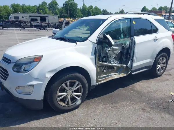 2GNALCEK3H1615804 2017 CHEVROLET EQUINOX - Image 2