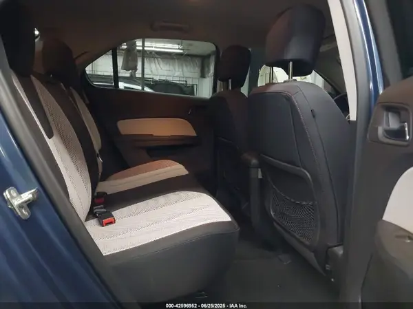 2GNALCEK3H6145115 2017 CHEVROLET EQUINOX - Image 8