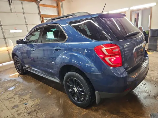 2GNALCEK3H6151724 2017 CHEVROLET EQUINOX - Image 2
