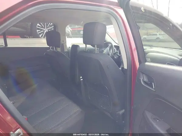 2GNALCEK3H6245229 2017 CHEVROLET EQUINOX - Image 8